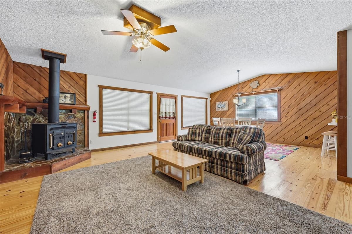 470 SANTA FE DRIVE — photo 23 of 59