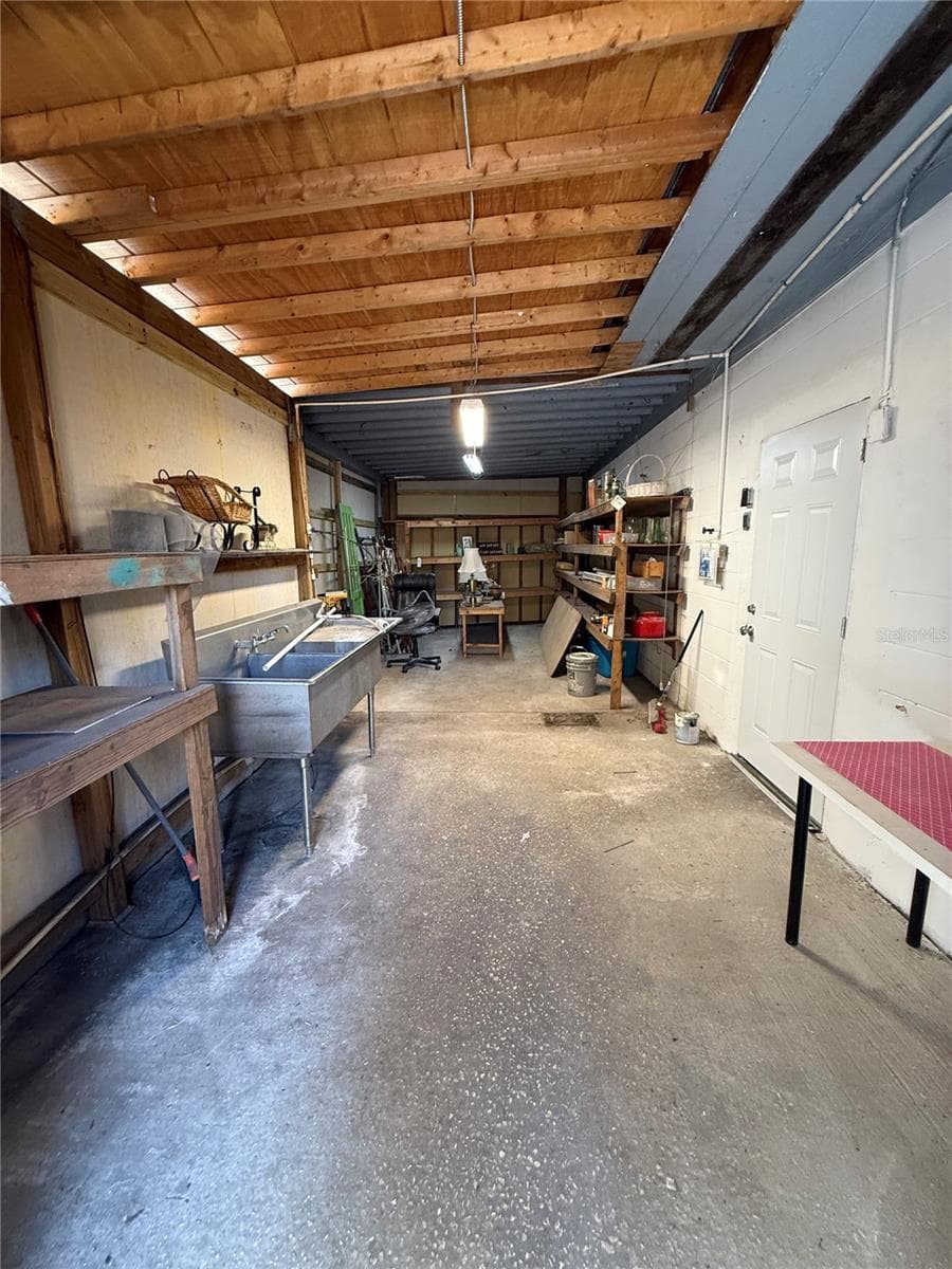 2595 AVENUE G — photo 12 of 17