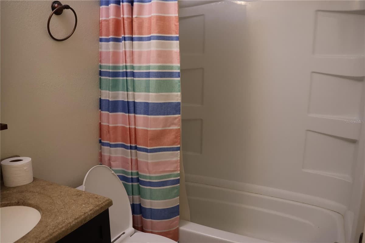 699 BAKER STREET — photo 15 of 28