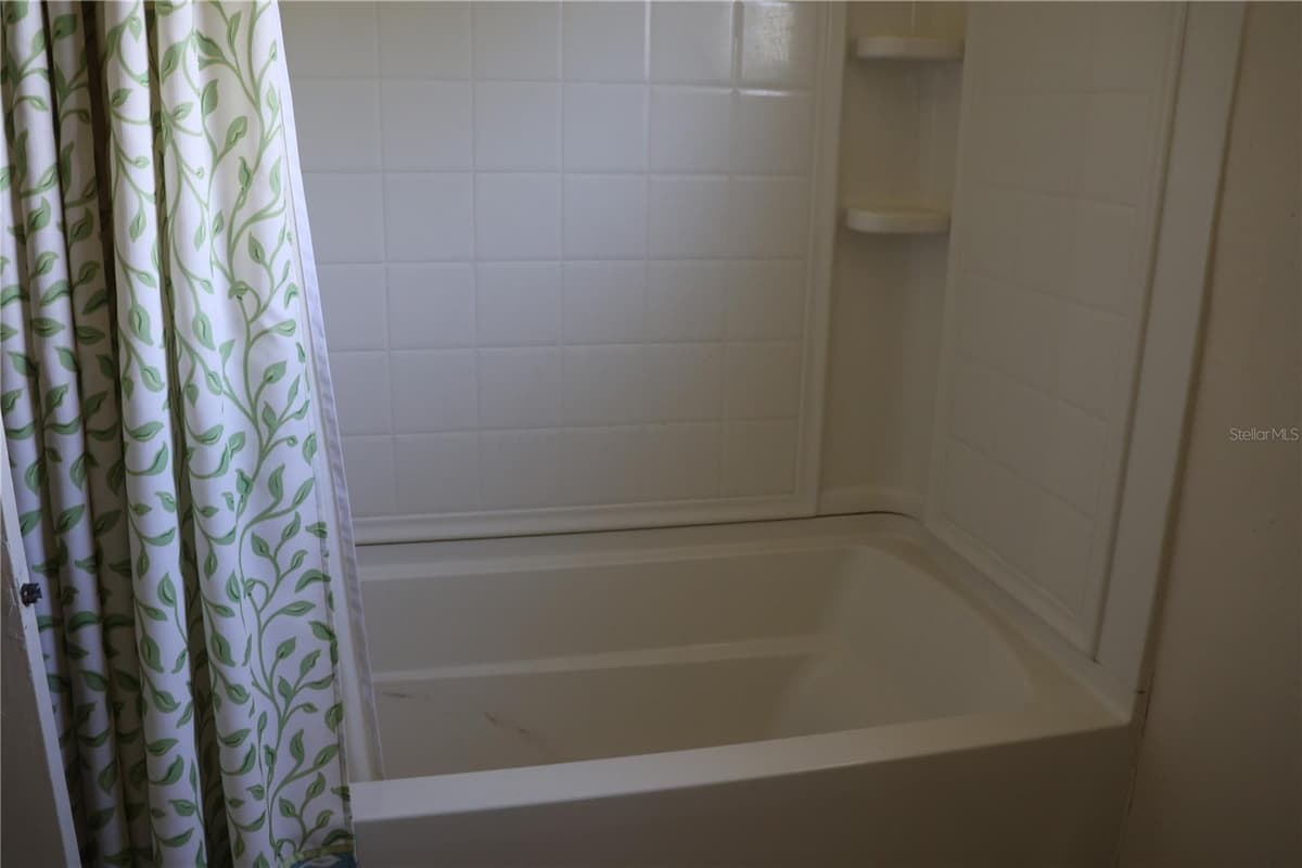 699 BAKER STREET — photo 22 of 28