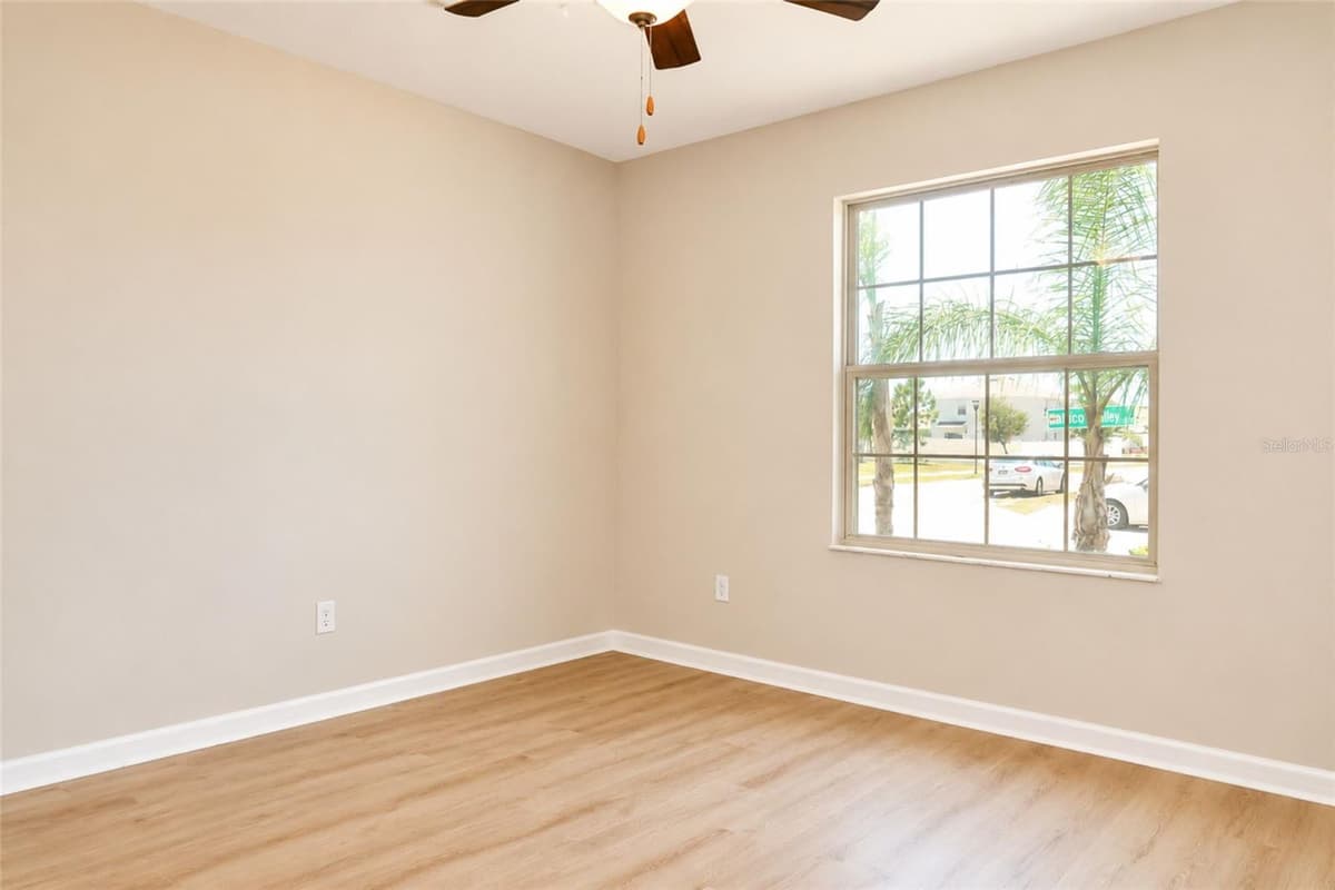 715 CALICO SCALLOP STREET — photo 5 of 24