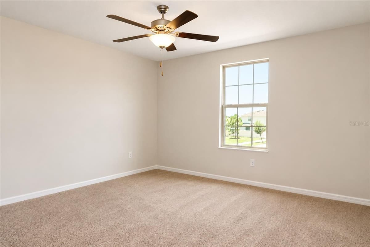 715 CALICO SCALLOP STREET — photo 7 of 24
