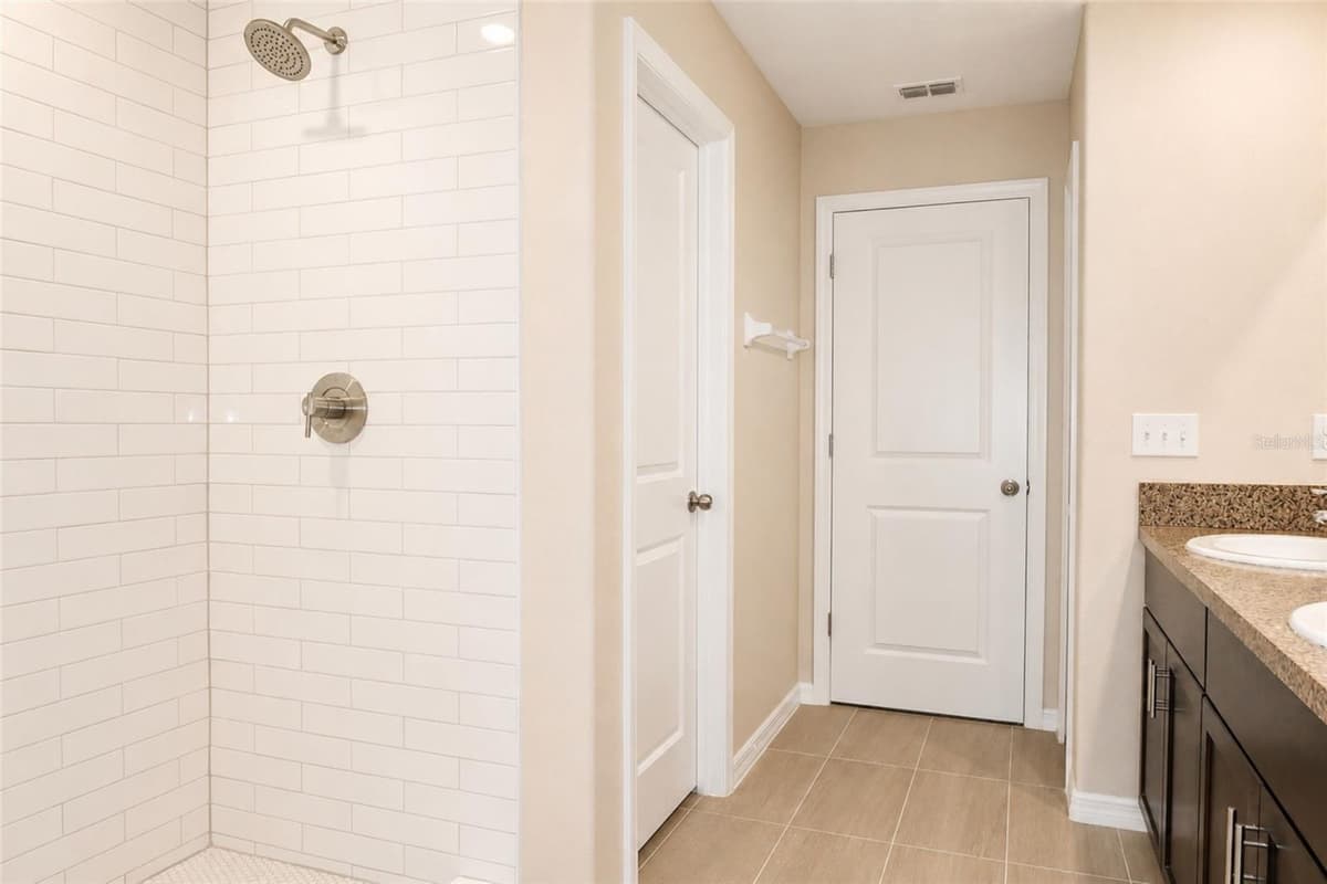 715 CALICO SCALLOP STREET — photo 11 of 24