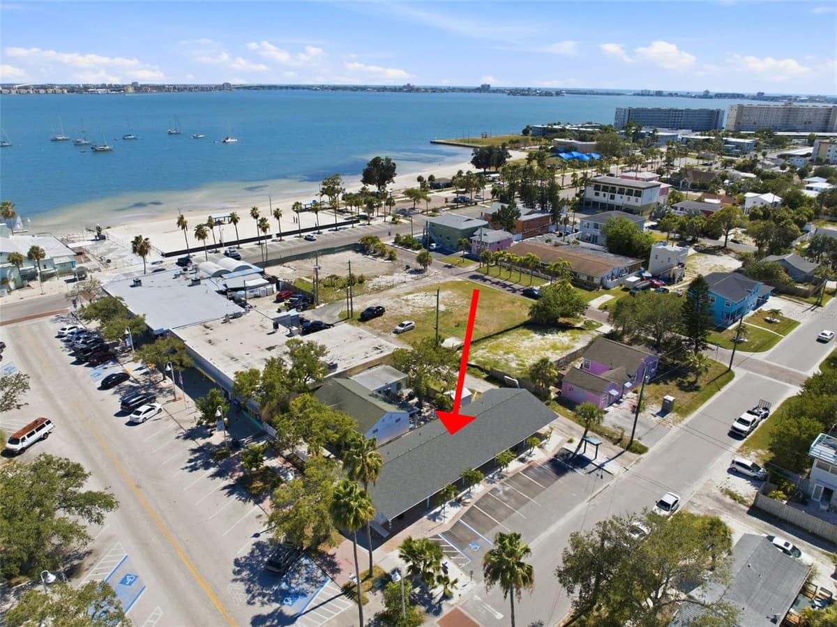 3101 BEACH BOULEVARD — photo 3 of 20