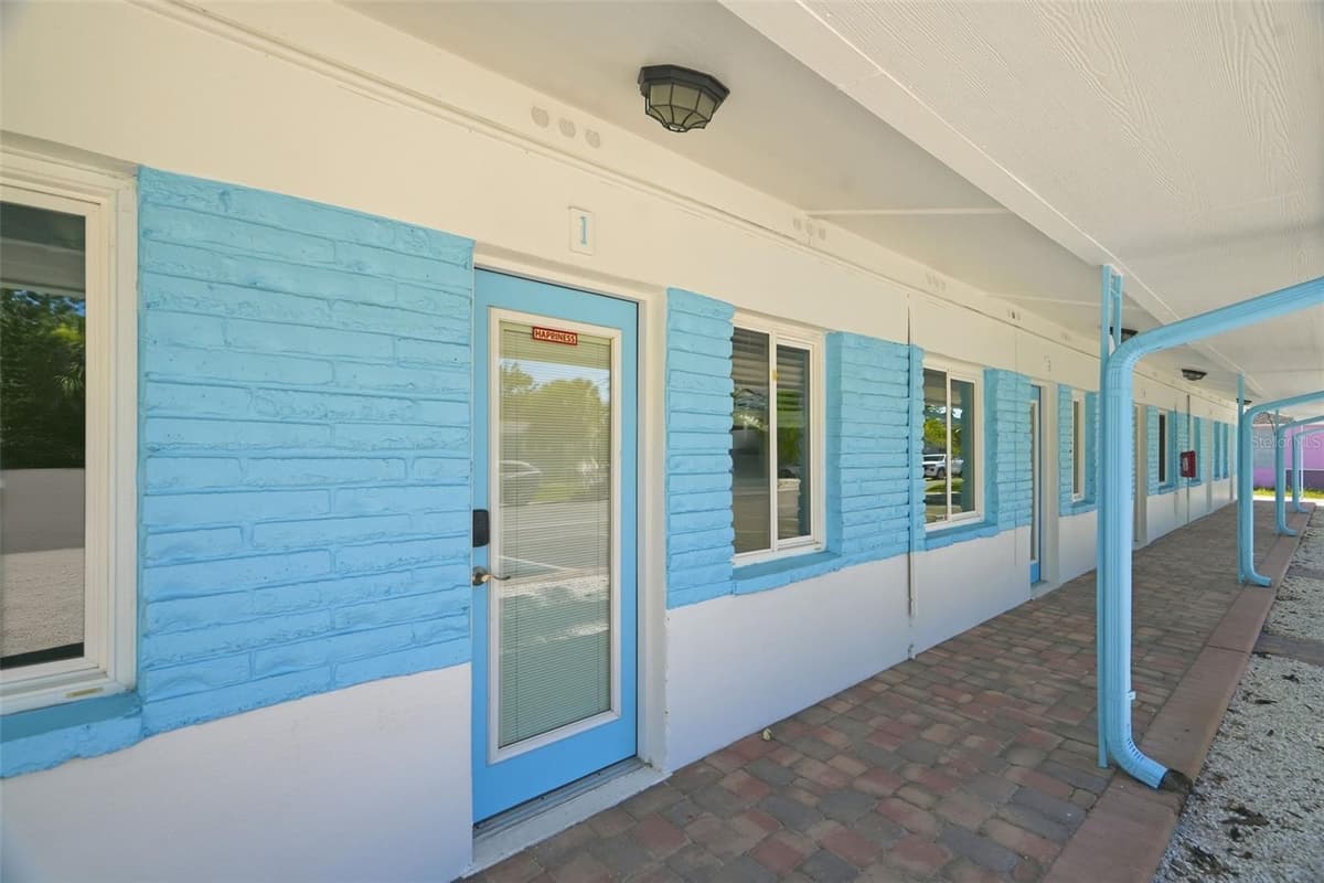 3101 BEACH BOULEVARD — photo 17 of 20