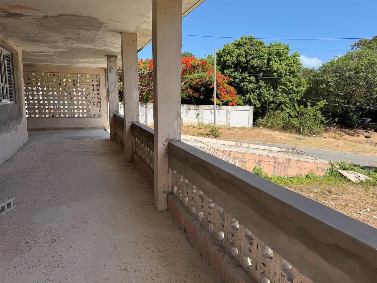 M-4 MONTE SANTO — photo 16 of 38