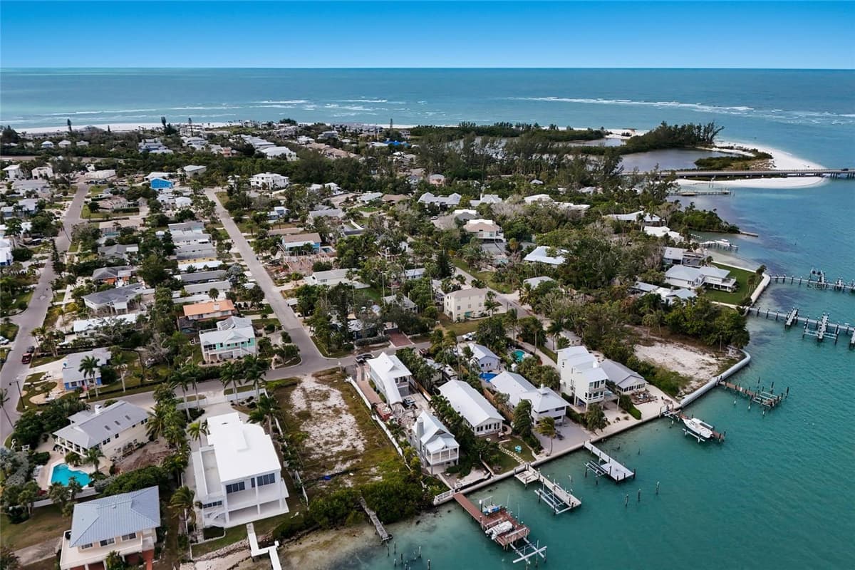 7094 LONGBOAT DRIVE — photo 19 of 24