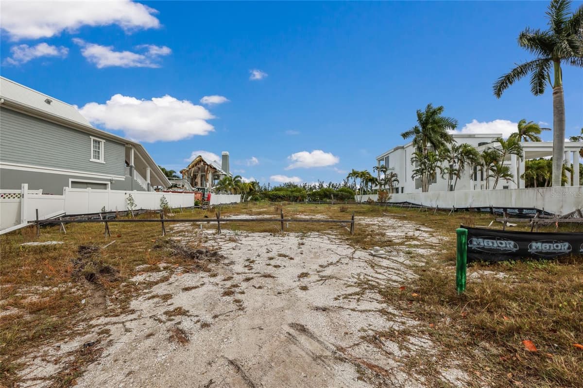 7094 LONGBOAT DRIVE — photo 6 of 24