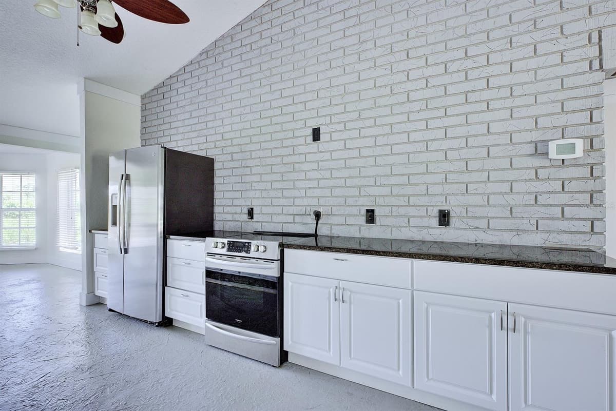 110 GATES AVENUE — photo 11 of 21