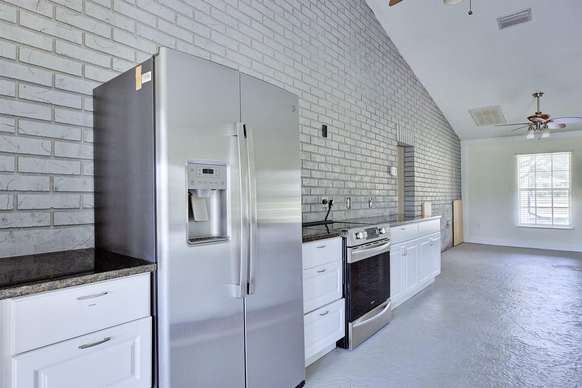 110 GATES AVENUE — photo 10 of 21