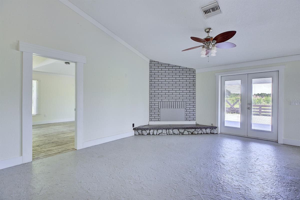 110 GATES AVENUE — photo 13 of 21