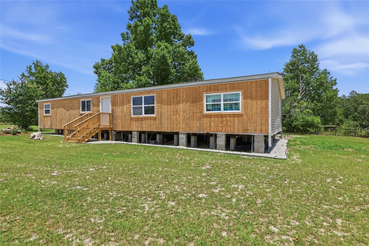 289 PRINCETON COURT — photo 4 of 17