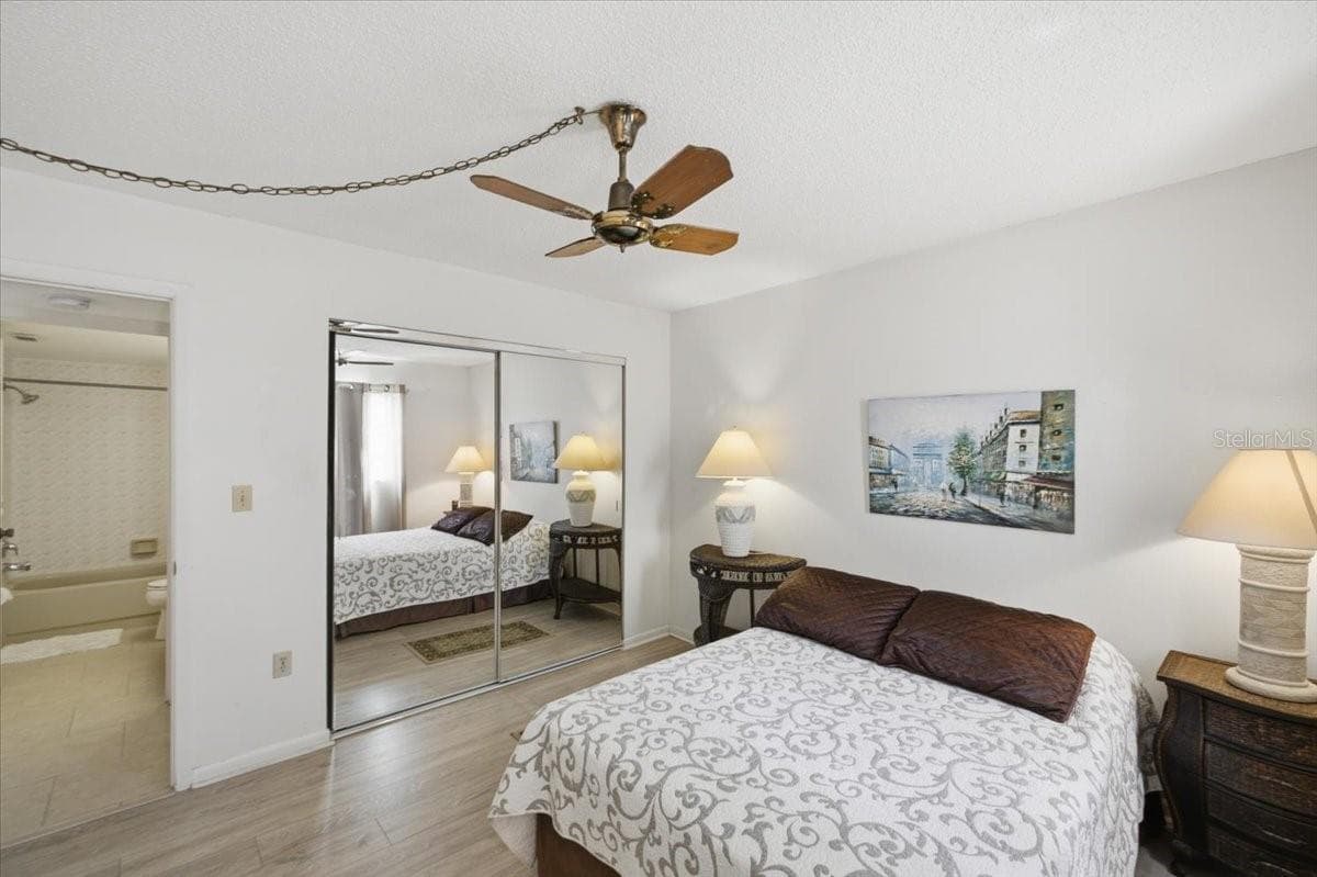 7050 SUNSET DRIVE — photo 15 of 43