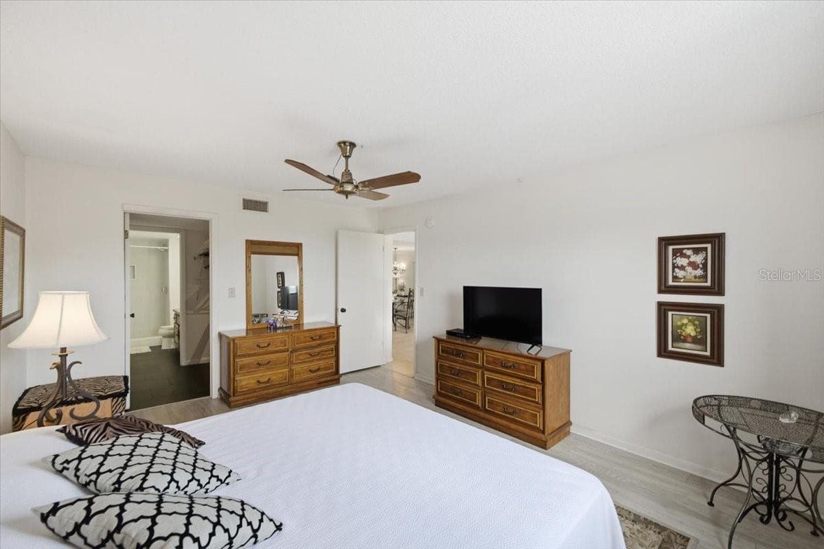 7050 SUNSET DRIVE — photo 11 of 43