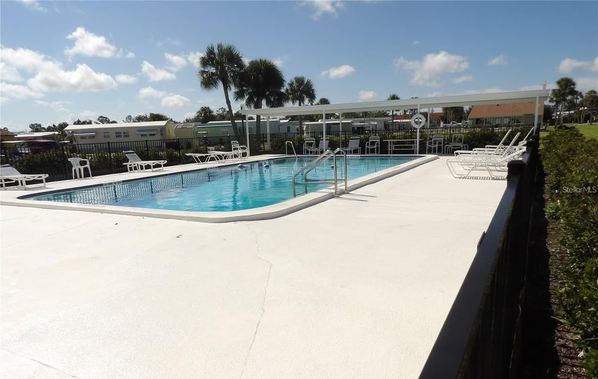 1475 FLAMINGO DRIVE — photo 19 of 34