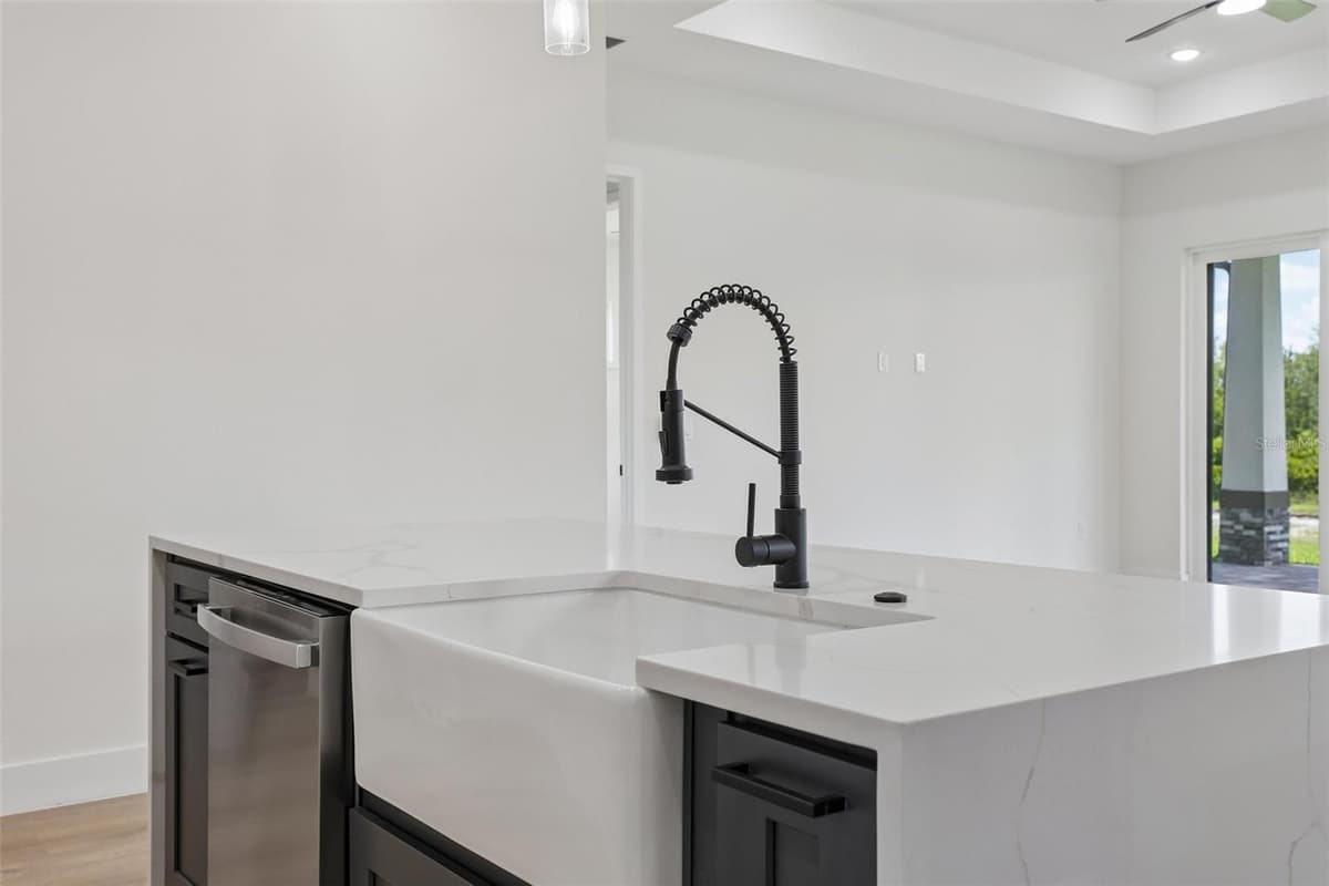 485 ADAMS VIEW LANE — photo 18 of 55