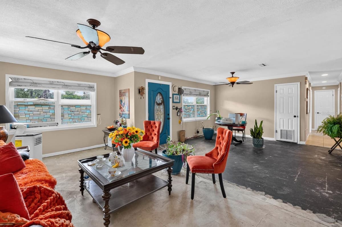 212 MIMOSA DRIVE — photo 8 of 42
