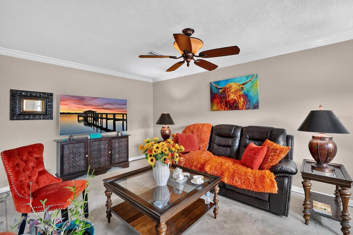212 MIMOSA DRIVE — photo 6 of 42