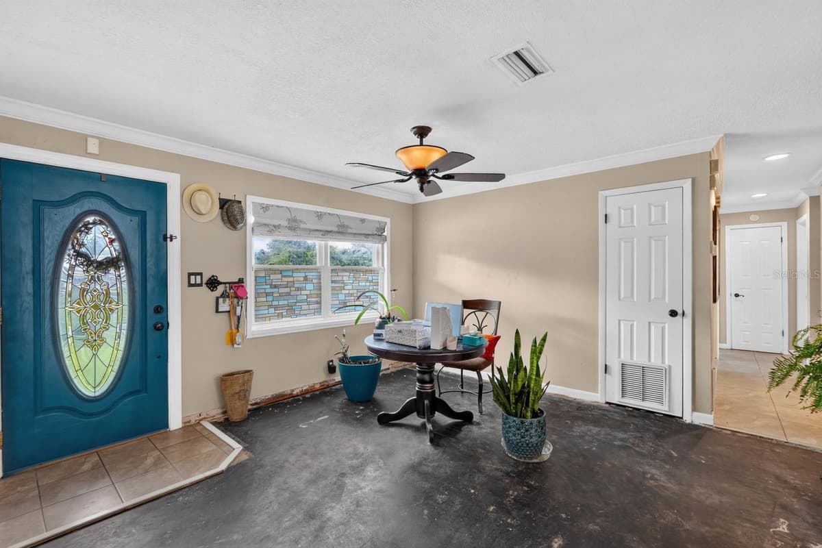 212 MIMOSA DRIVE — photo 10 of 42