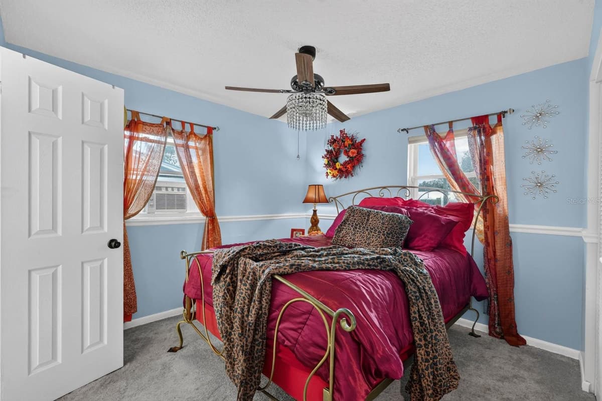 212 MIMOSA DRIVE — photo 15 of 42