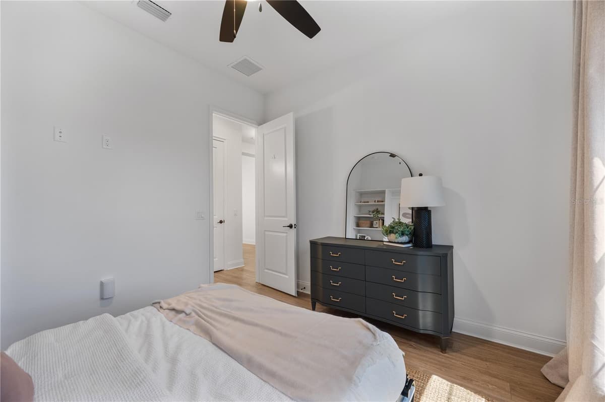 2403 DERBYSHIRE AVENUE — photo 31 of 62