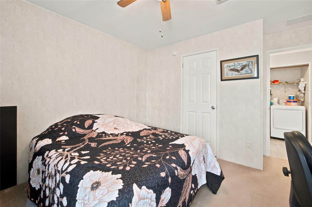 13330 21ST PLACE — photo 20 of 37