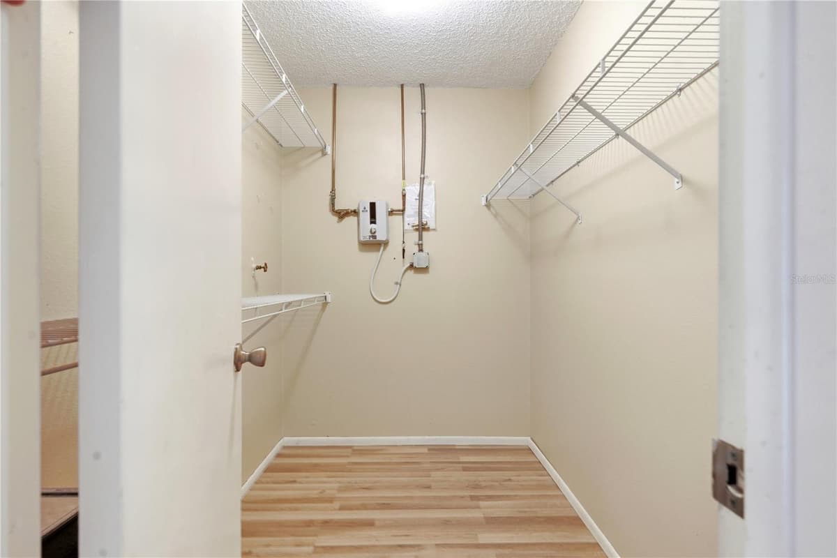8160 STURBRIDGE COURT — photo 13 of 33
