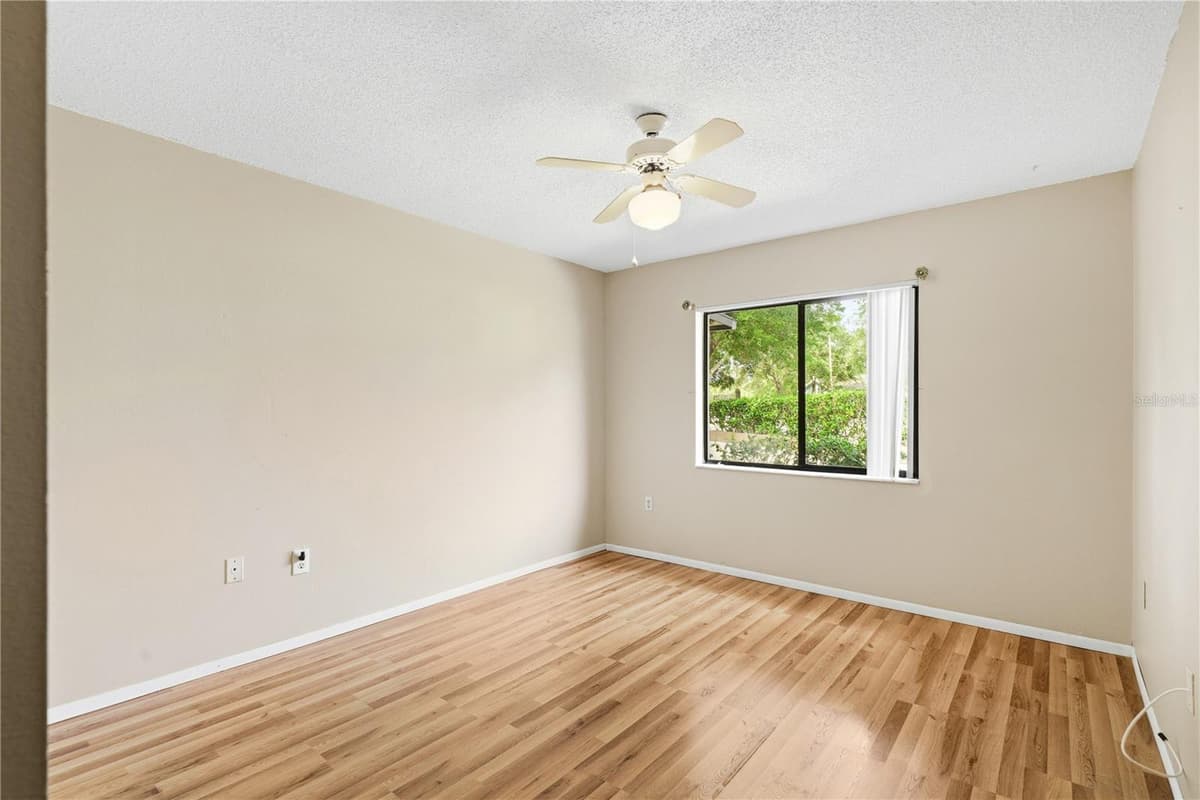 8160 STURBRIDGE COURT — photo 14 of 33