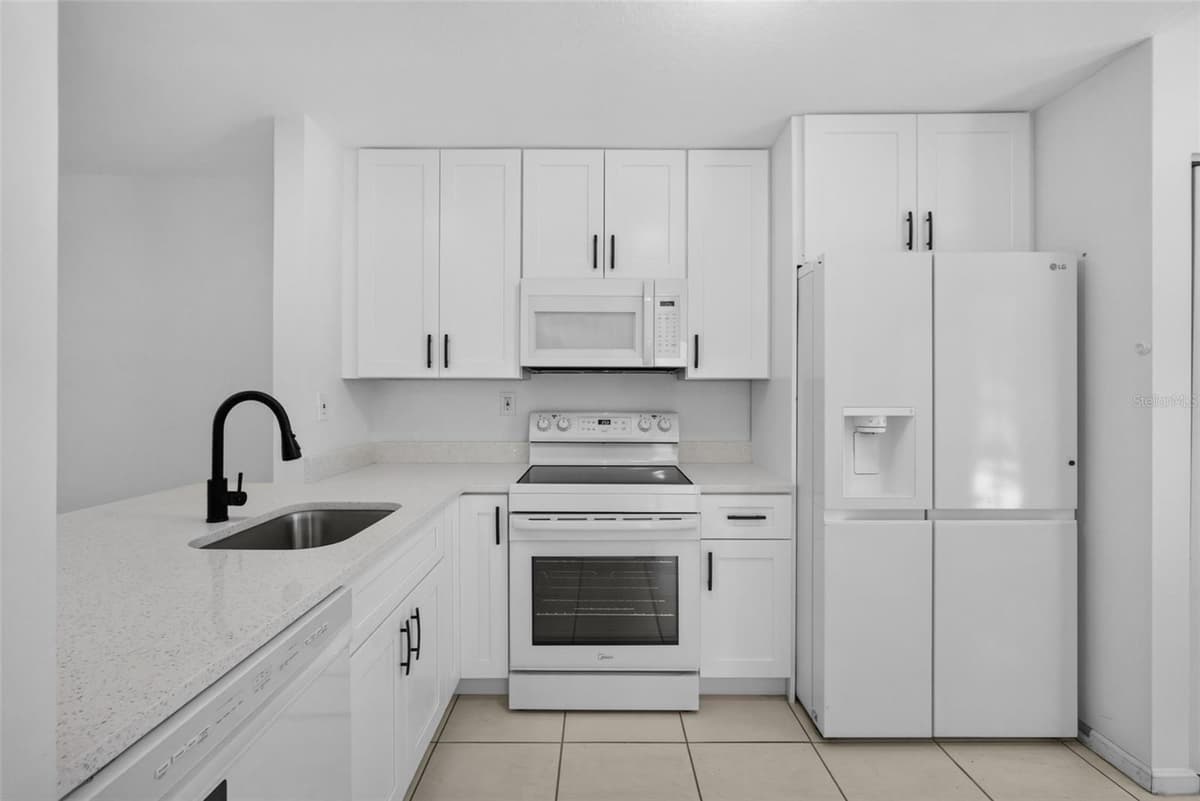 946 SUMMIT LAKE DRIVE — photo 9 of 29
