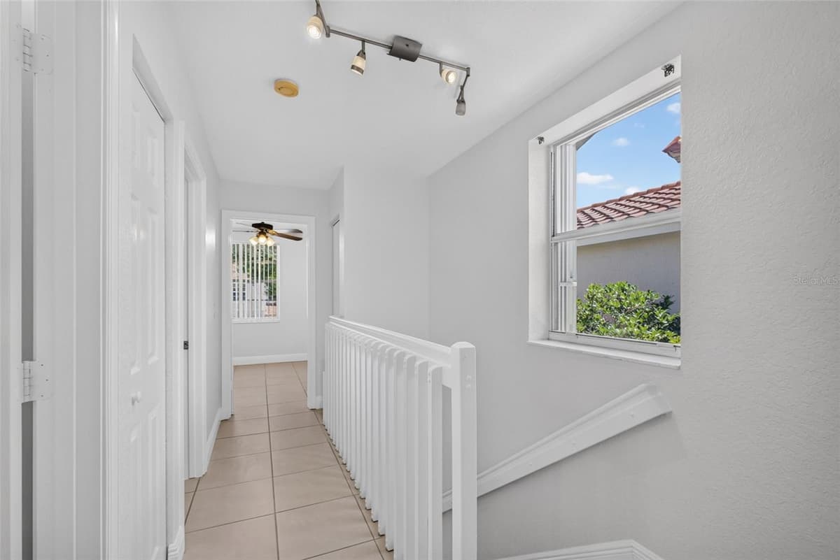 946 SUMMIT LAKE DRIVE — photo 11 of 29