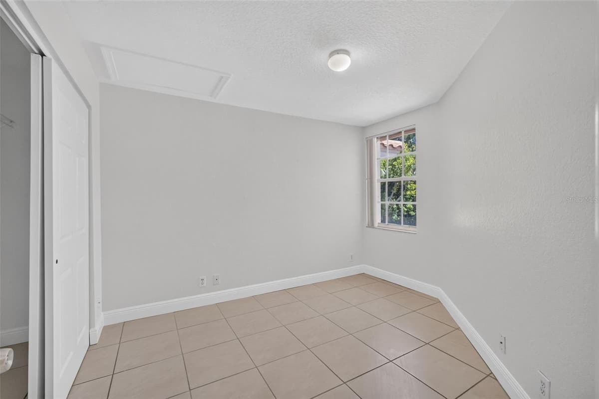 946 SUMMIT LAKE DRIVE — photo 18 of 29