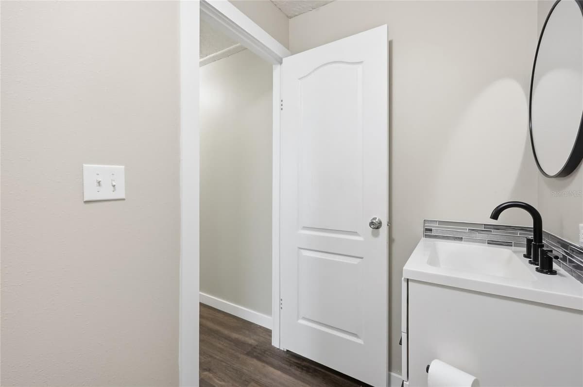 45861 RACCOON STREET — photo 23 of 27