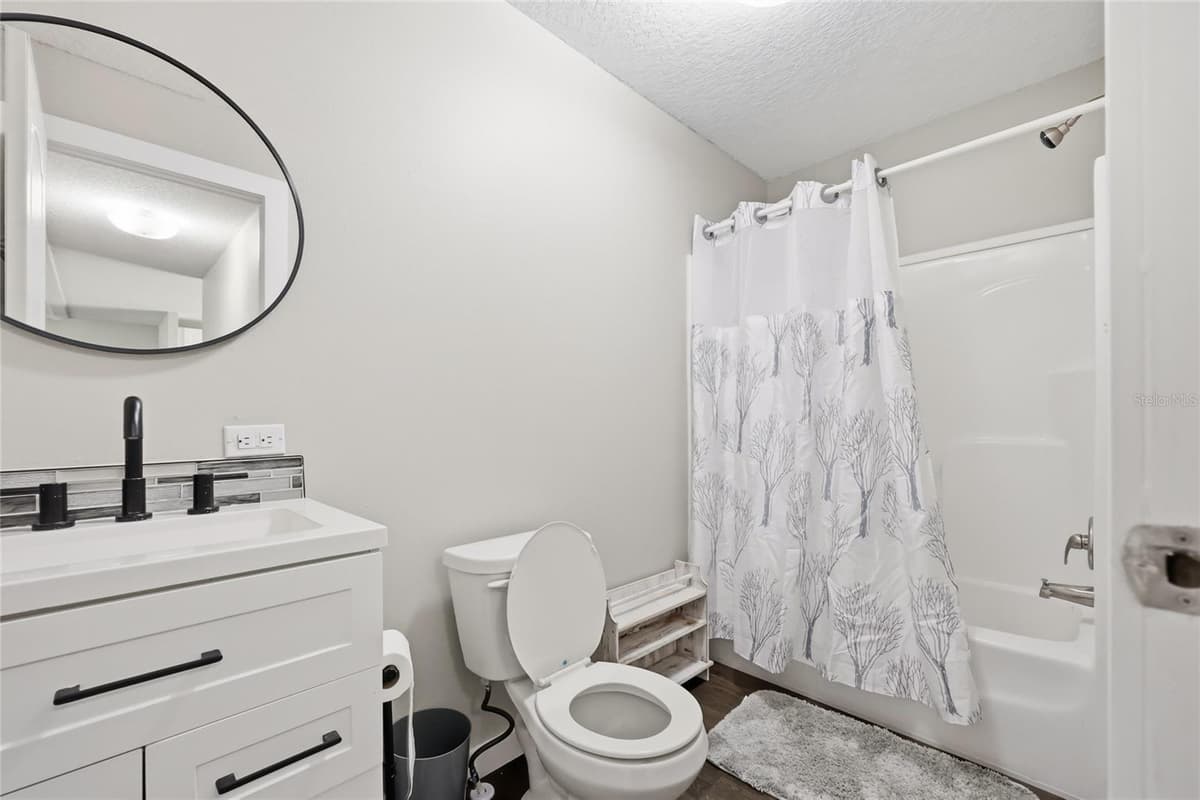 45861 RACCOON STREET — photo 22 of 27