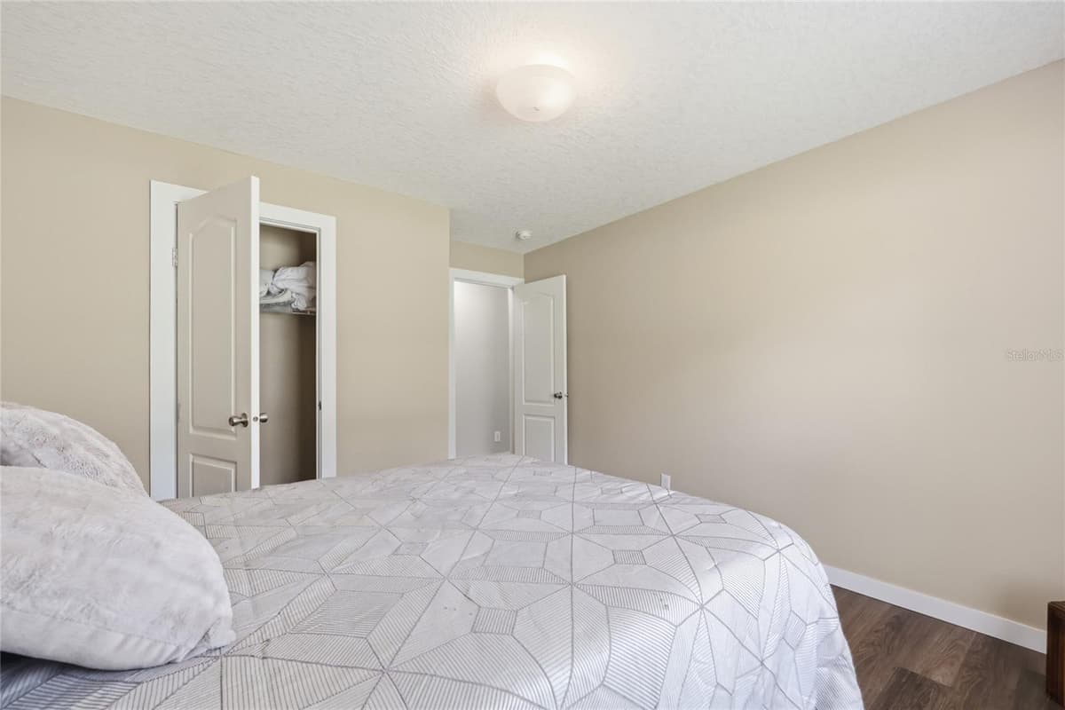 45861 RACCOON STREET — photo 19 of 27