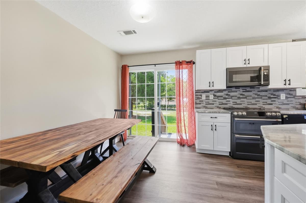 45861 RACCOON STREET — photo 7 of 27