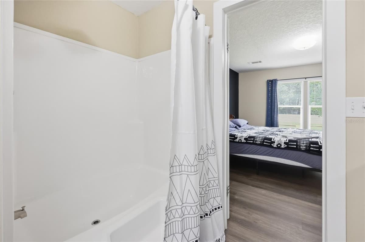 45861 RACCOON STREET — photo 15 of 27