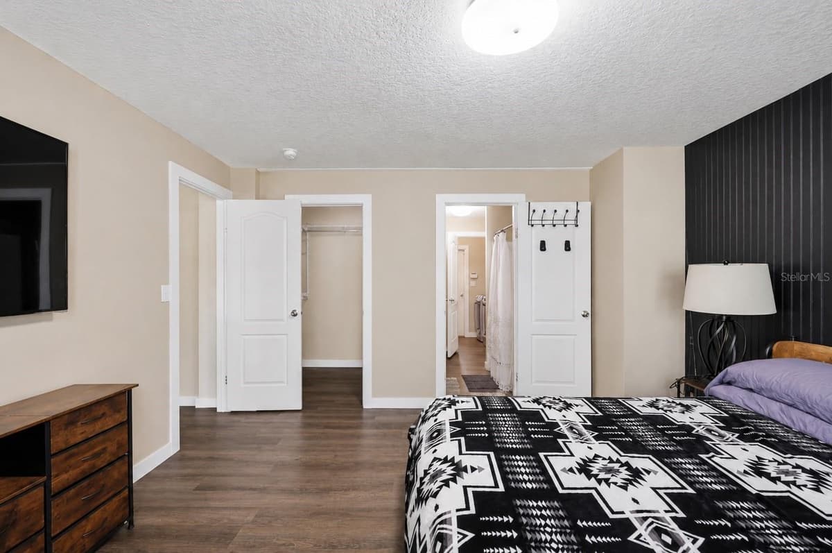 45861 RACCOON STREET — photo 13 of 27