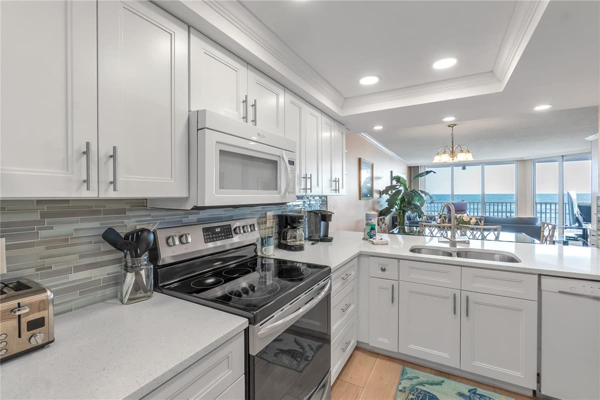2600 GULF DRIVE — photo 5 of 38