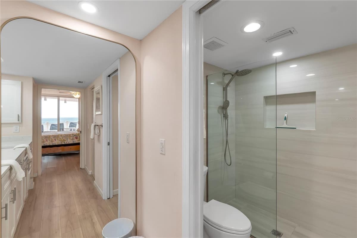 2600 GULF DRIVE — photo 24 of 38