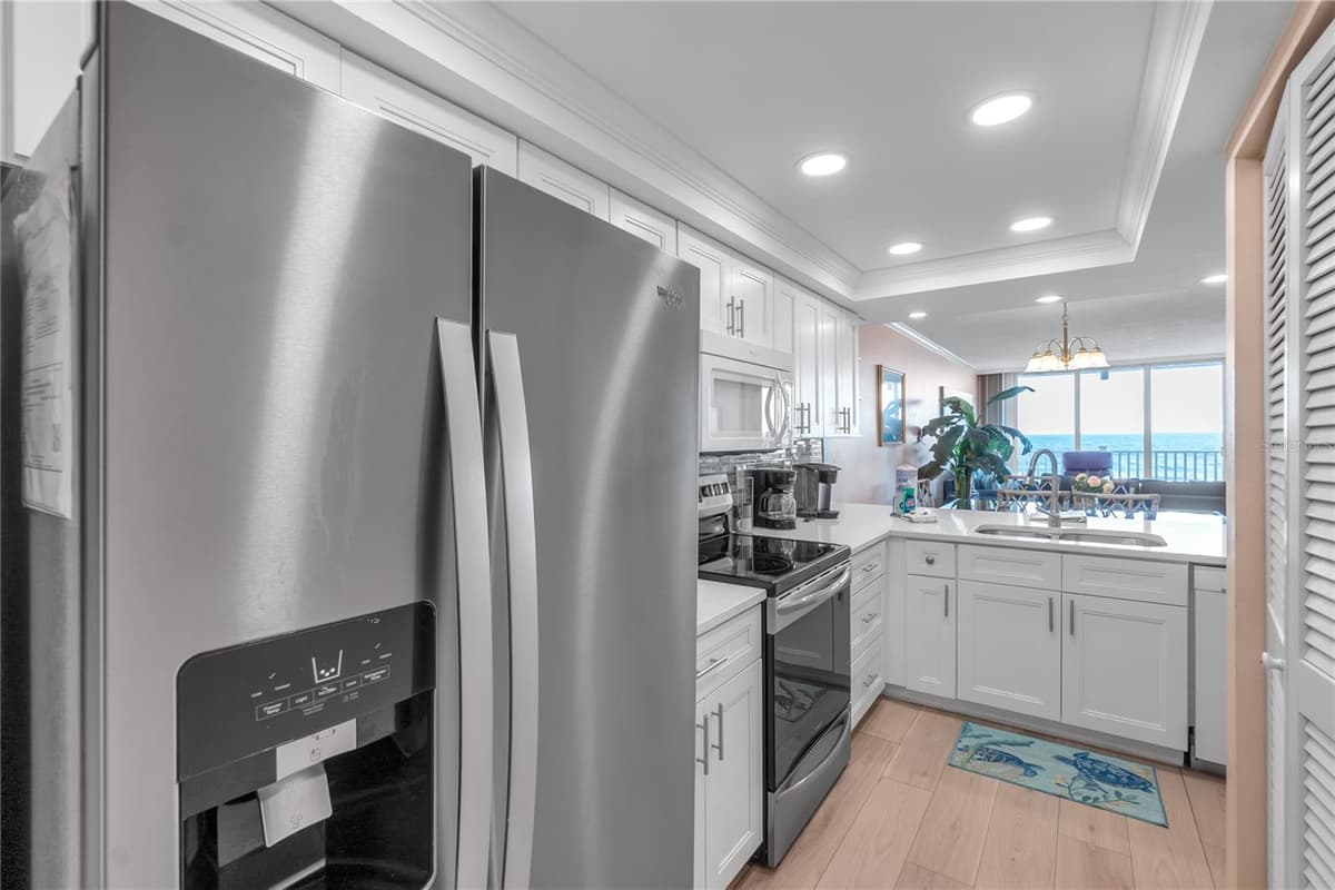 2600 GULF DRIVE — photo 12 of 38