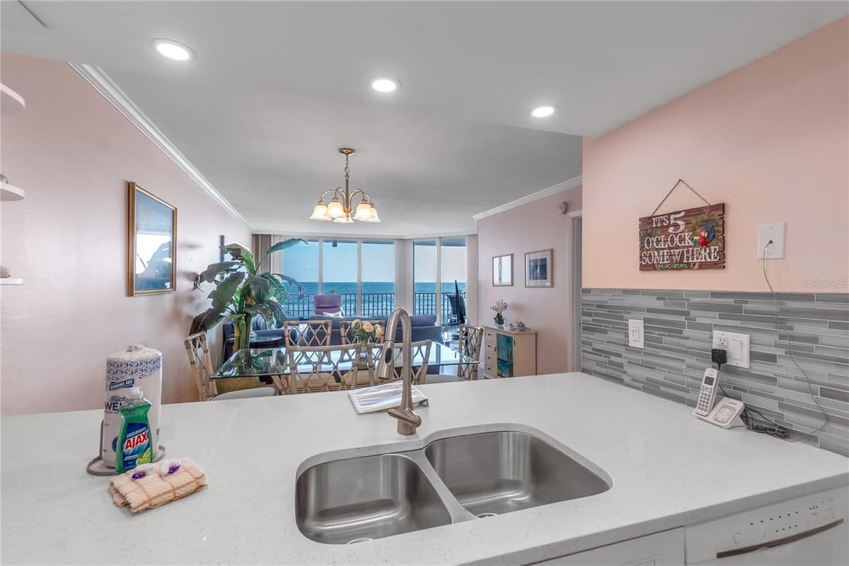 2600 GULF DRIVE — photo 14 of 38