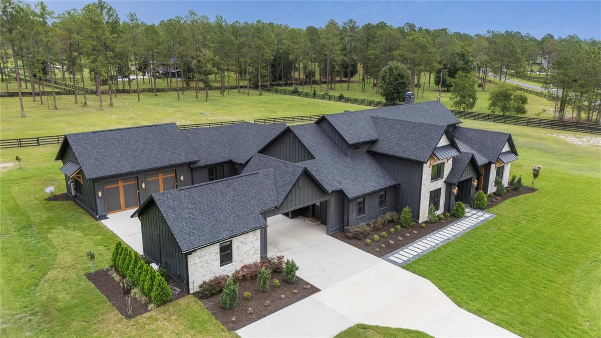 23741 RIDGE LINK ROAD — photo 4 of 56