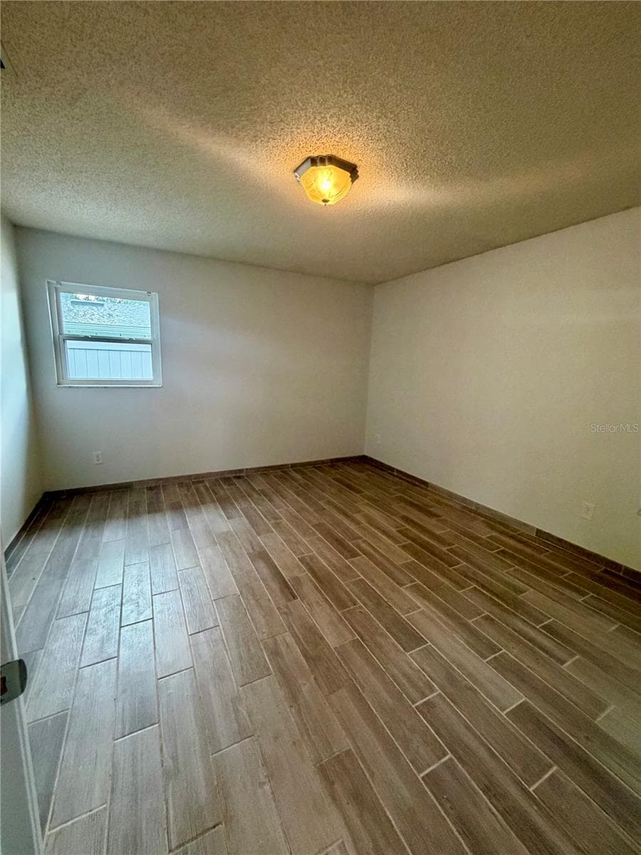 464 NEW MEADOWS COURT — photo 18 of 38