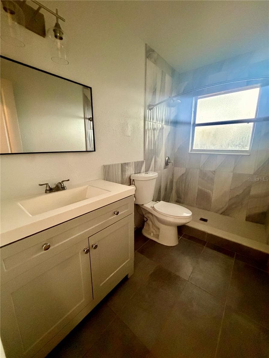 464 NEW MEADOWS COURT — photo 28 of 38