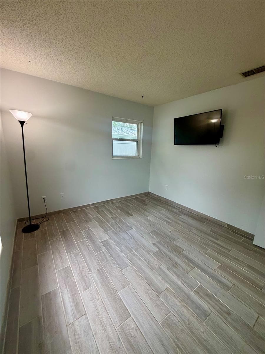 464 NEW MEADOWS COURT — photo 26 of 38