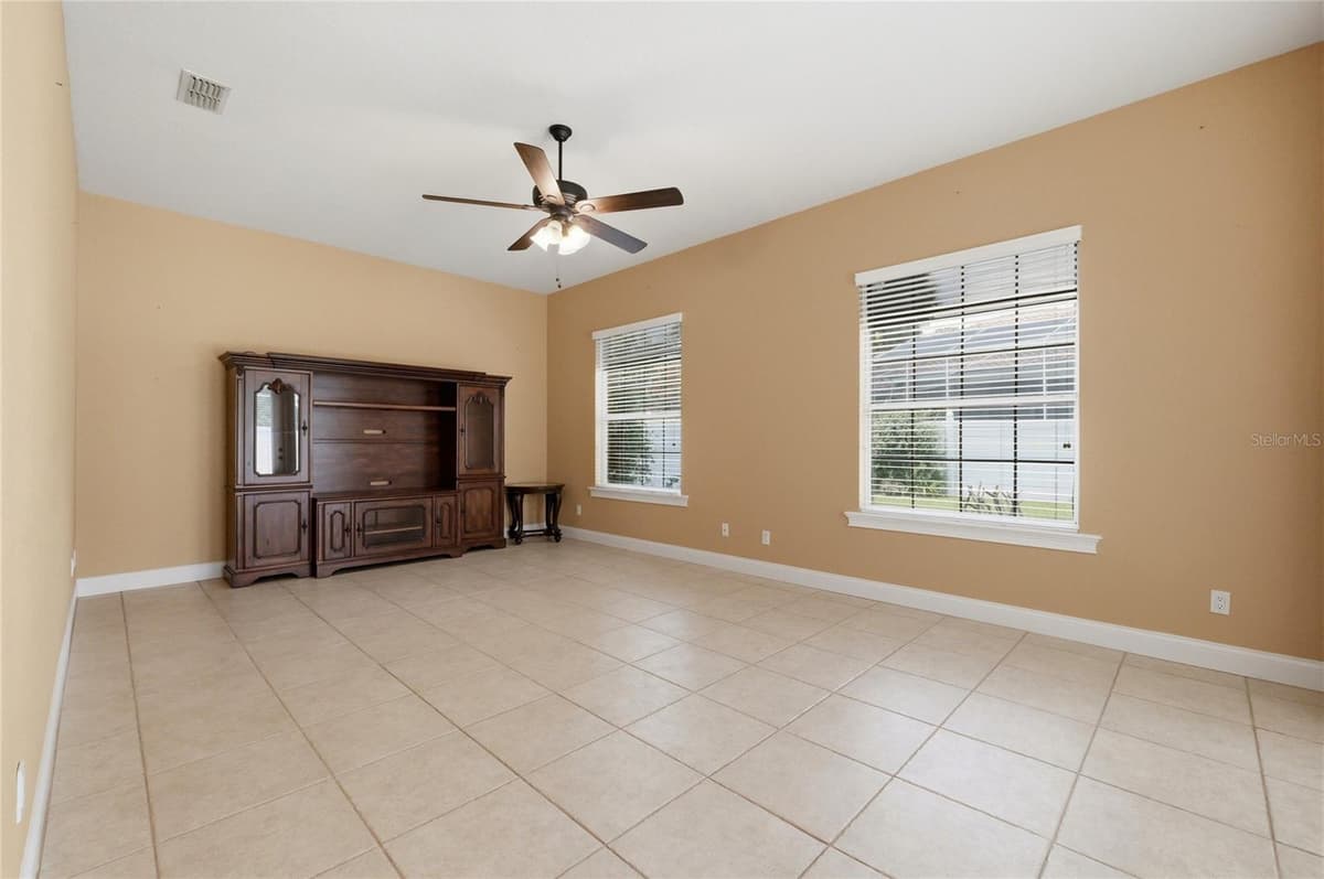328 HAMILTON SHORES DRIVE — photo 37 of 81