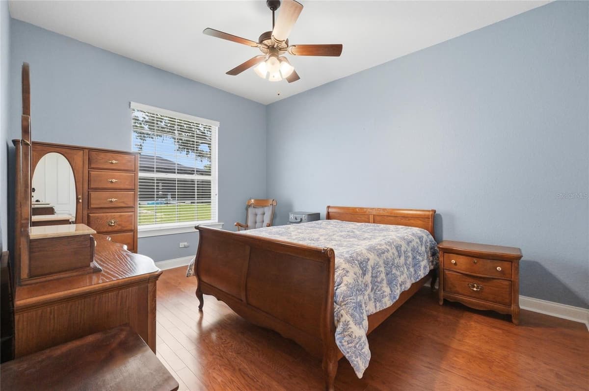 328 HAMILTON SHORES DRIVE — photo 44 of 81