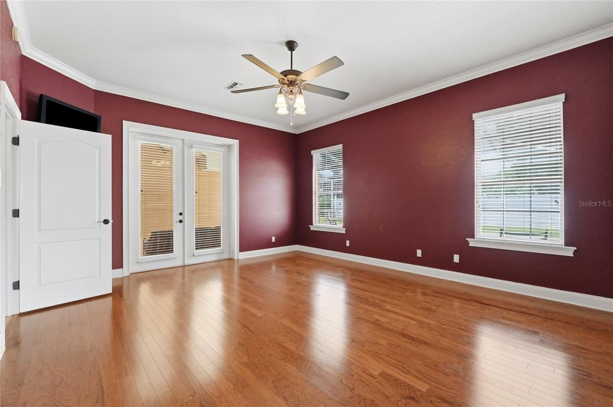 328 HAMILTON SHORES DRIVE — photo 28 of 81