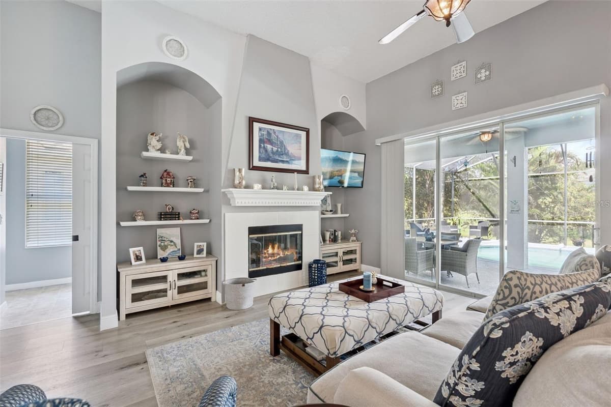 529 JOHNS LANDING WAY — photo 15 of 45