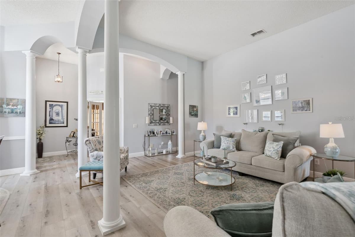 529 JOHNS LANDING WAY — photo 14 of 45